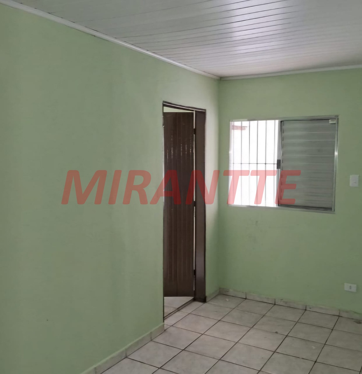 Casa terrea de 323m² com 2 quartos em Vila Nilo