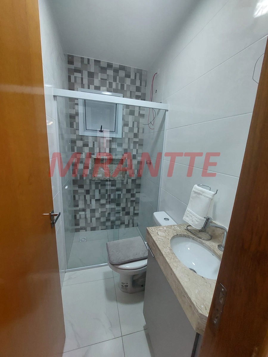 Apartamento de 37m² com 2 quartos em Parque Vitoria