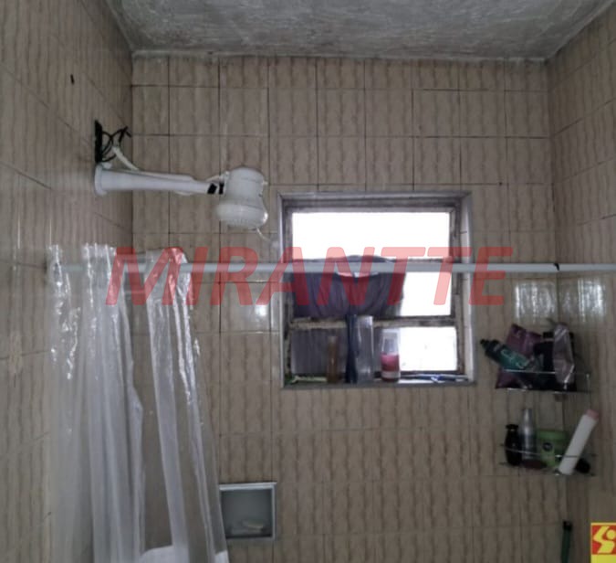 Casa terrea de 200m² com 2 quartos em Parque Ramos Freitas