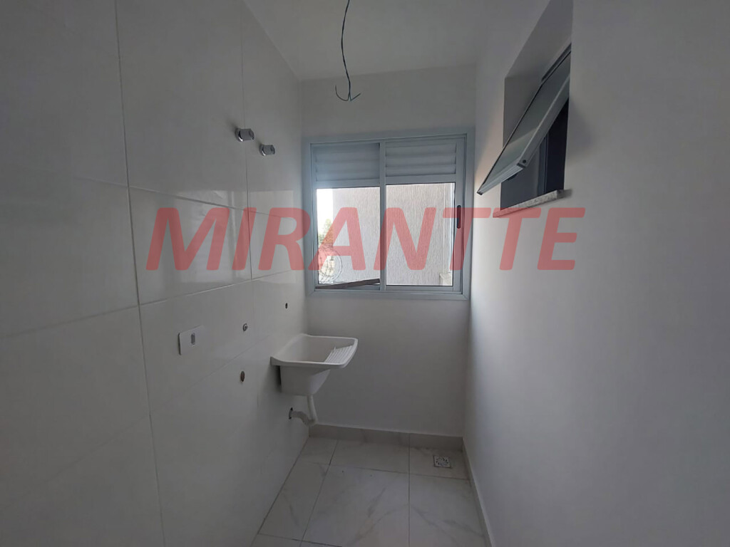 Apartamento de 46.8m² com 2 quartos em Parque Vitória