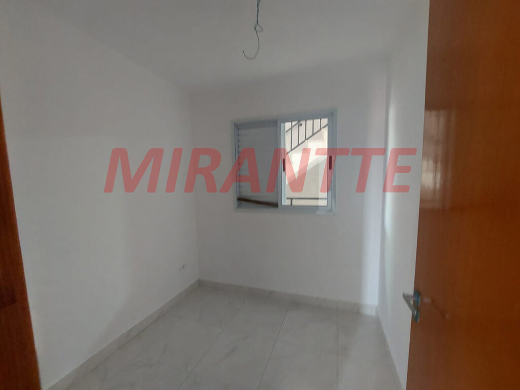 Apartamento de 46.8m² com 2 quartos em Parque Vitória