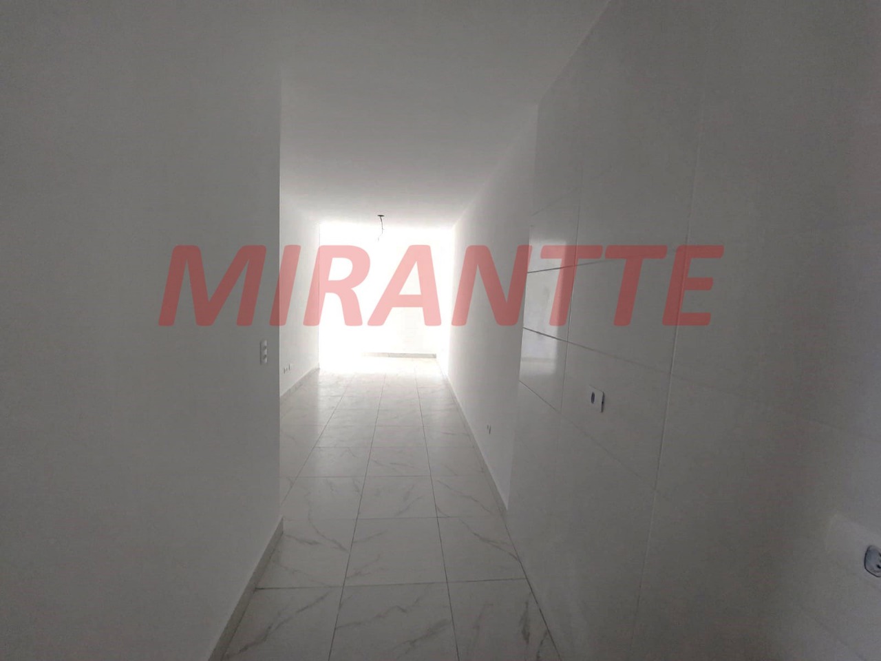 Apartamento de 46.8m² com 2 quartos em Parque Vitoria