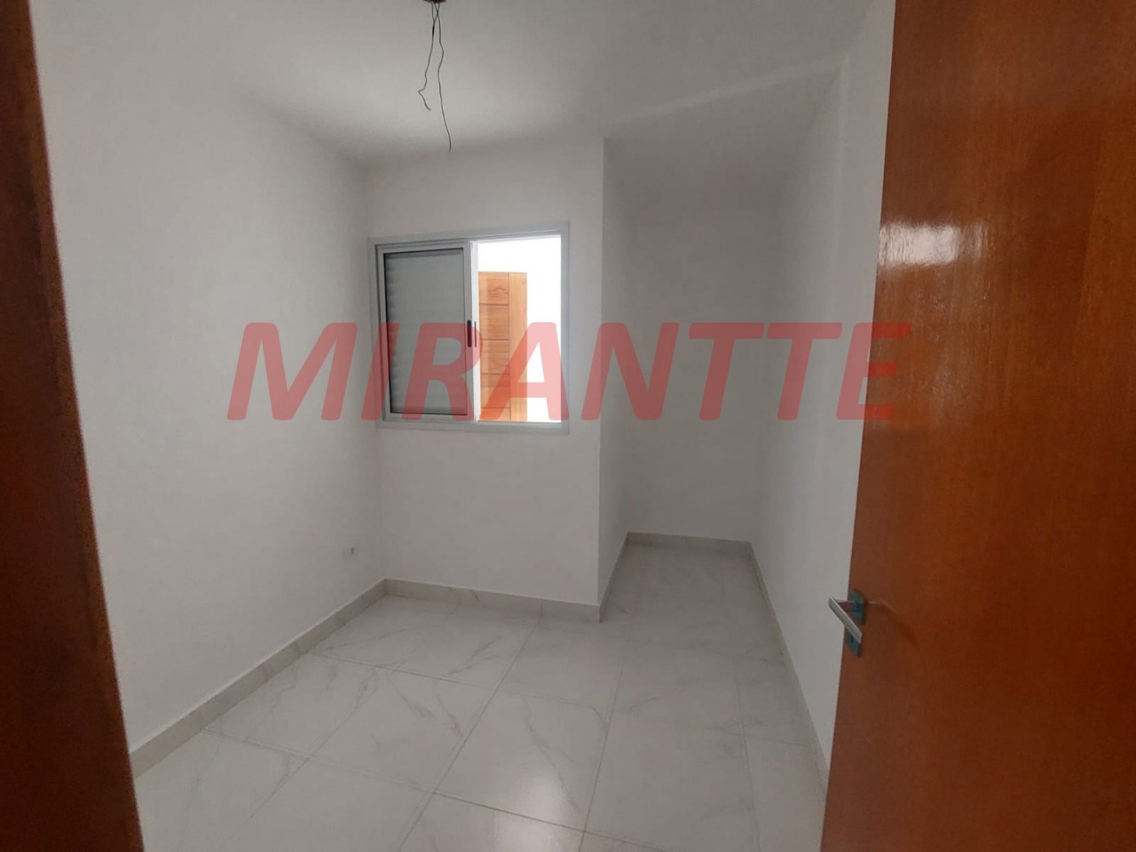 Apartamento de 46.8m² com 2 quartos em Parque Vitoria