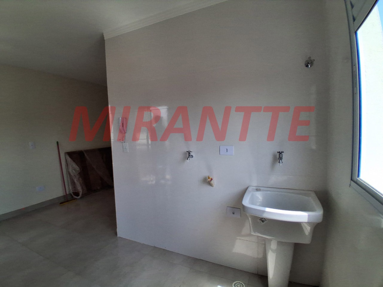 Apartamento de 36.93m² com 2 quartos em Parada Inglesa