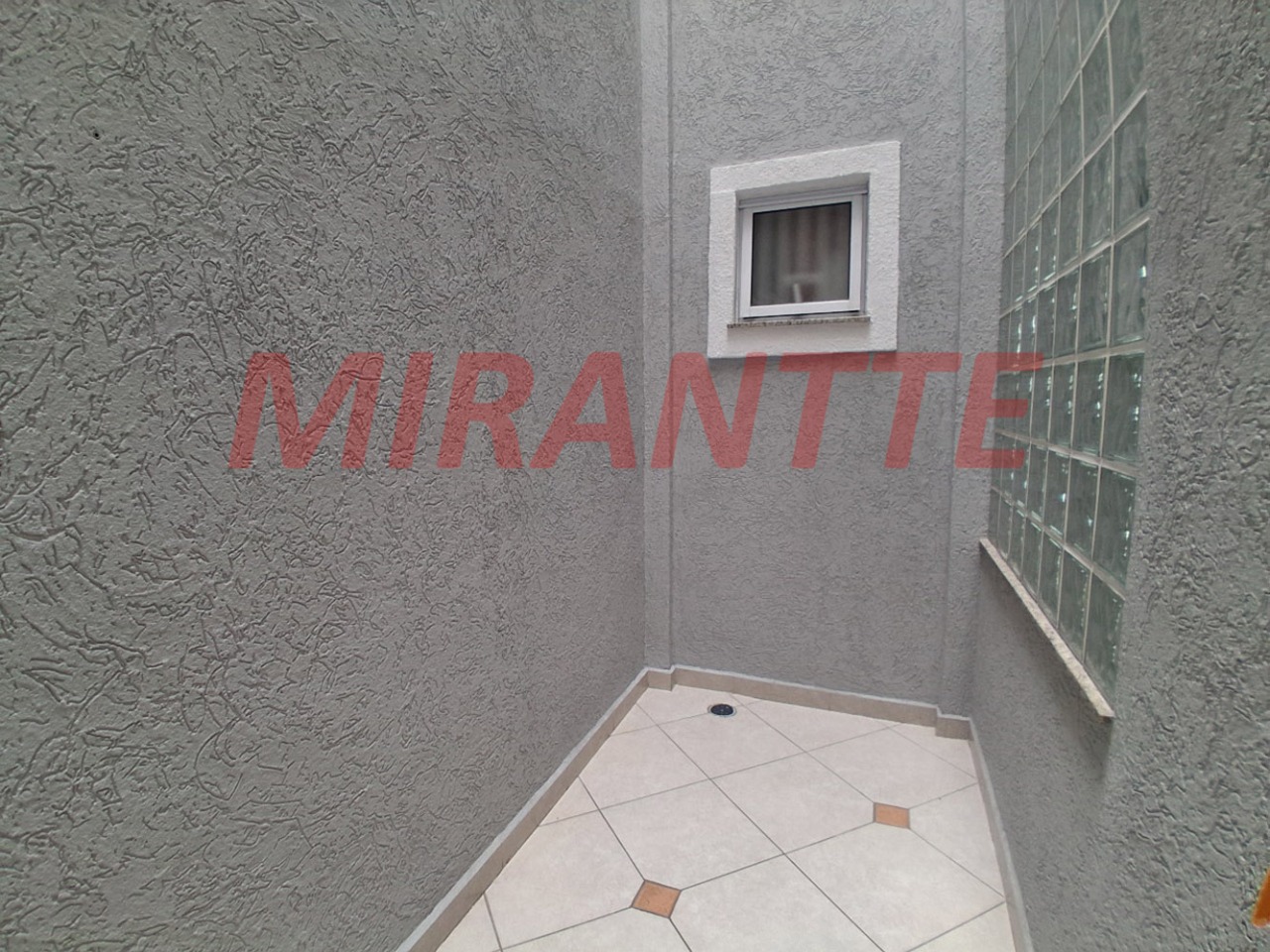 Sobrado de 132m² com 3 quartos em Parque Vitoria