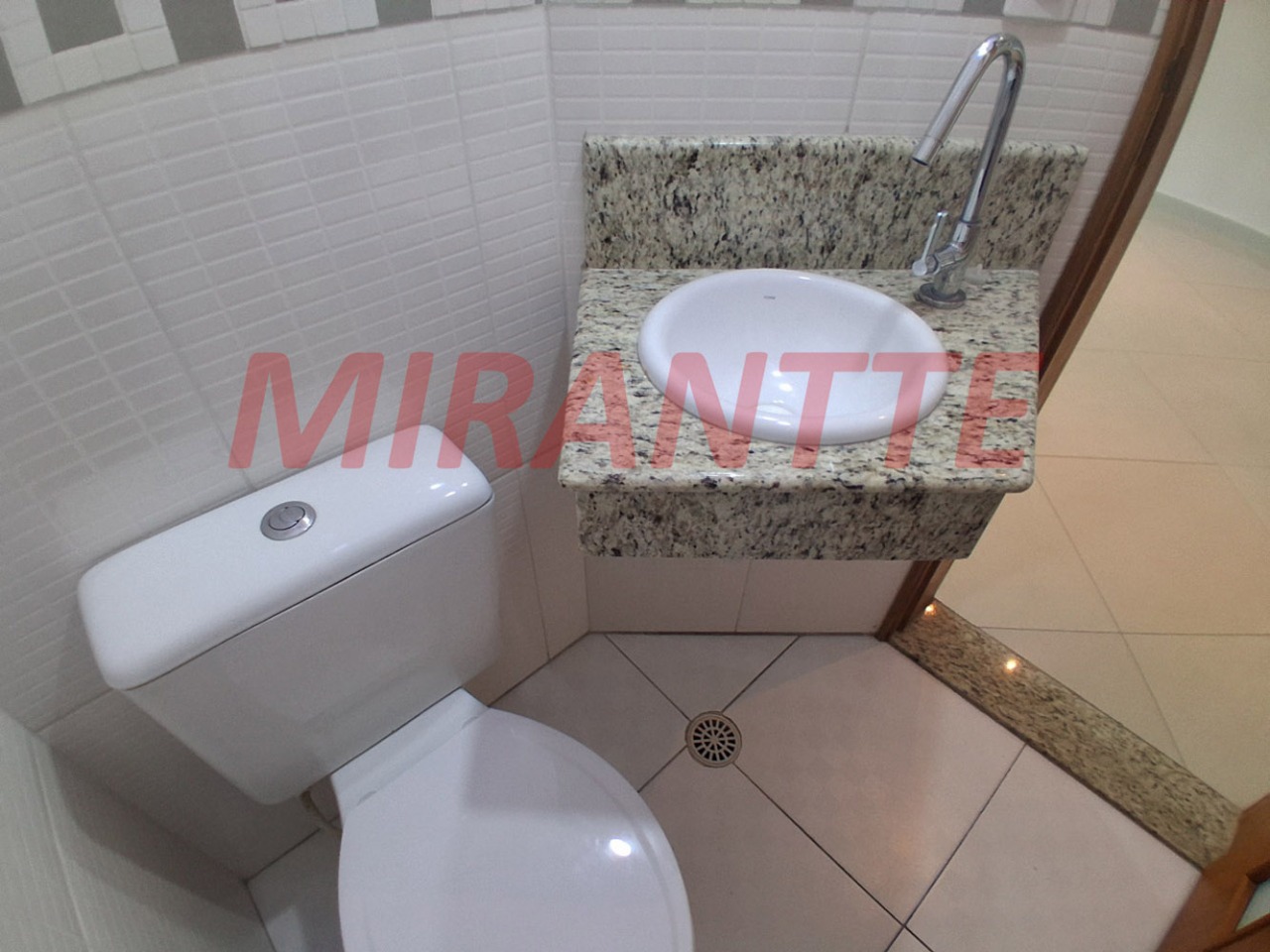 Sobrado de 132m² com 3 quartos em Parque Vitoria