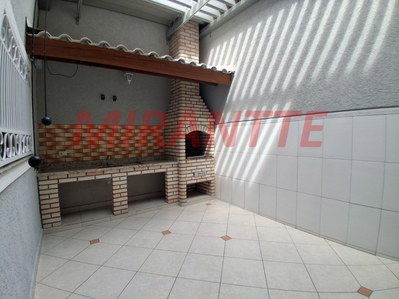 Sobrado de 132m² com 3 quartos em Parque Vitoria