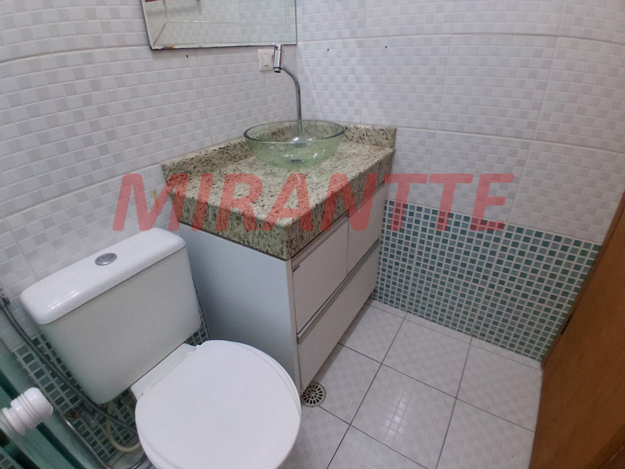 Sobrado de 132m² com 3 quartos em Parque Vitoria
