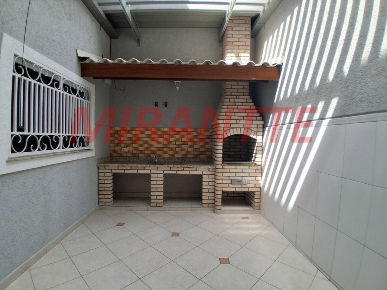 Sobrado de 132m² com 3 quartos em Parque Vitoria