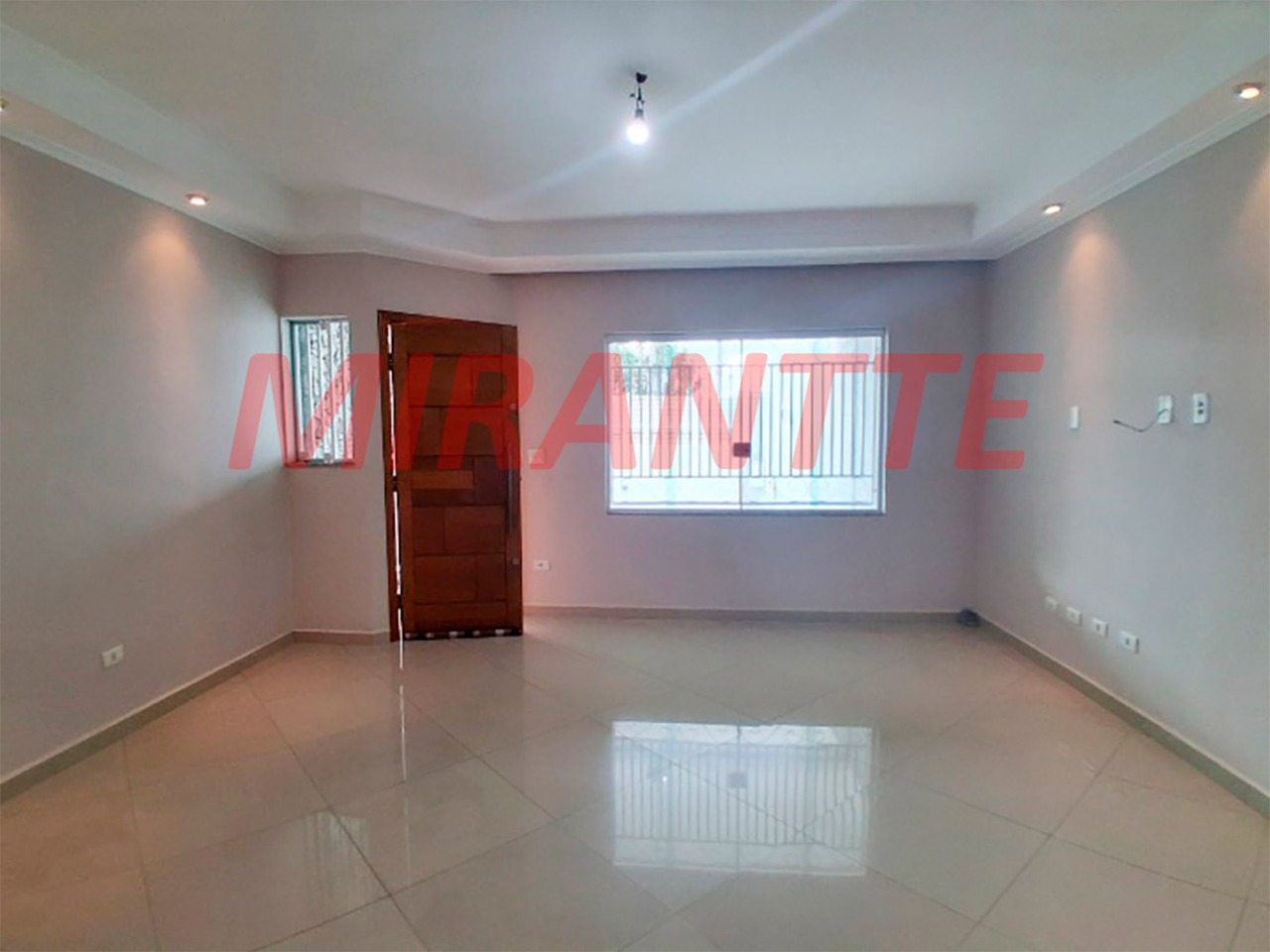 Sobrado de 132m² com 3 quartos em Parque Vitoria