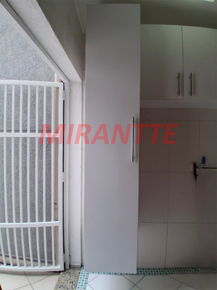 Sobrado de 132m² com 3 quartos em Parque Vitoria