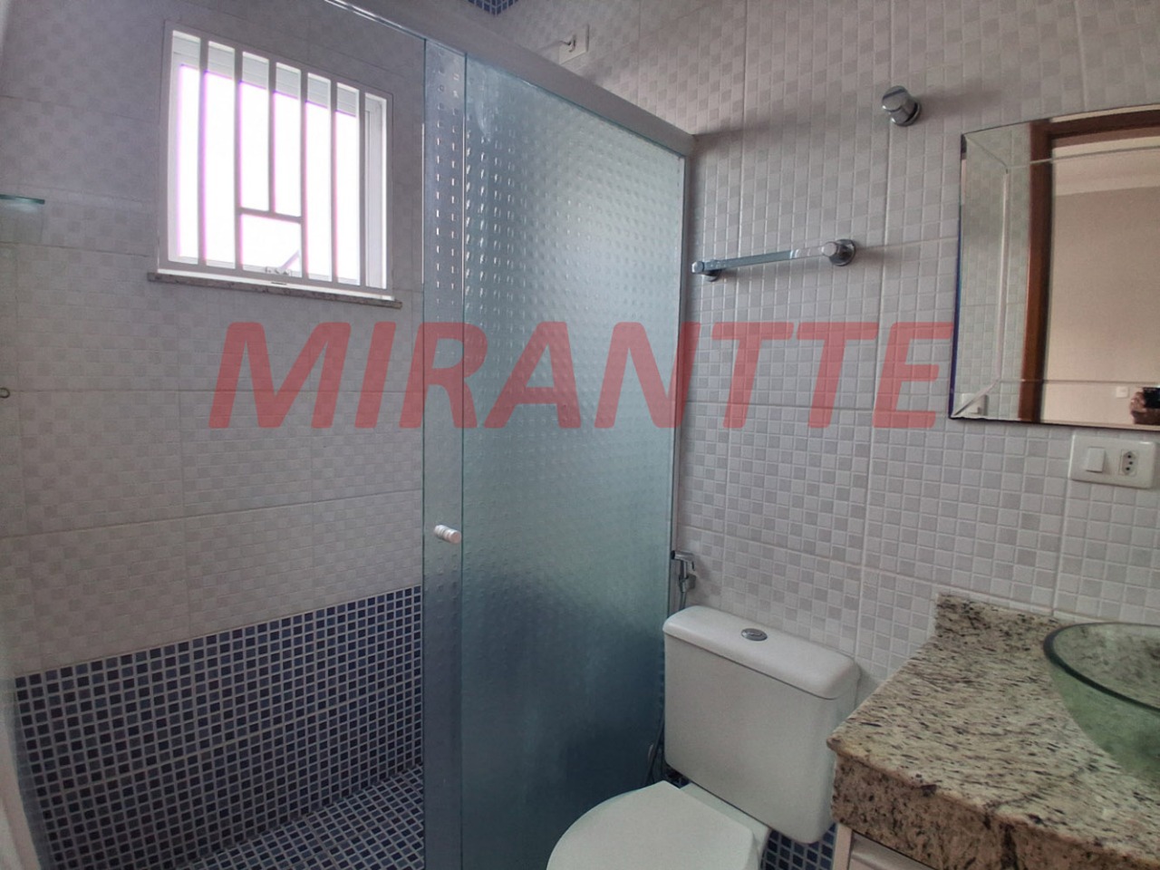 Sobrado de 132m² com 3 quartos em Parque Vitoria