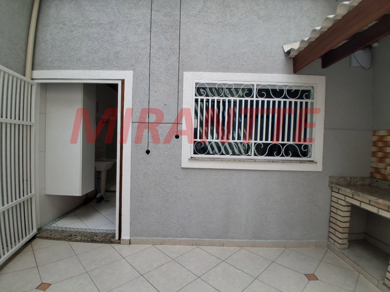 Sobrado de 132m² com 3 quartos em Parque Vitoria