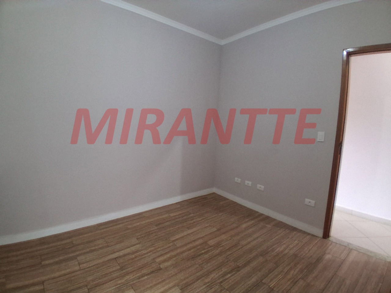 Sobrado de 132m² com 3 quartos em Parque Vitoria