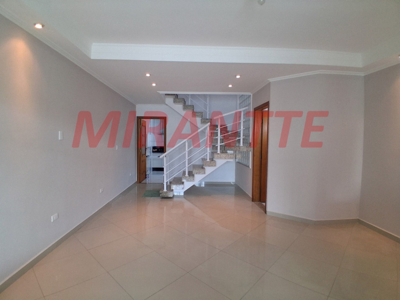 Sobrado de 132m² com 3 quartos em Parque Vitoria