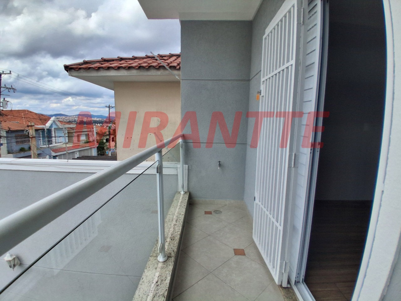 Sobrado de 132m² com 3 quartos em Parque Vitoria