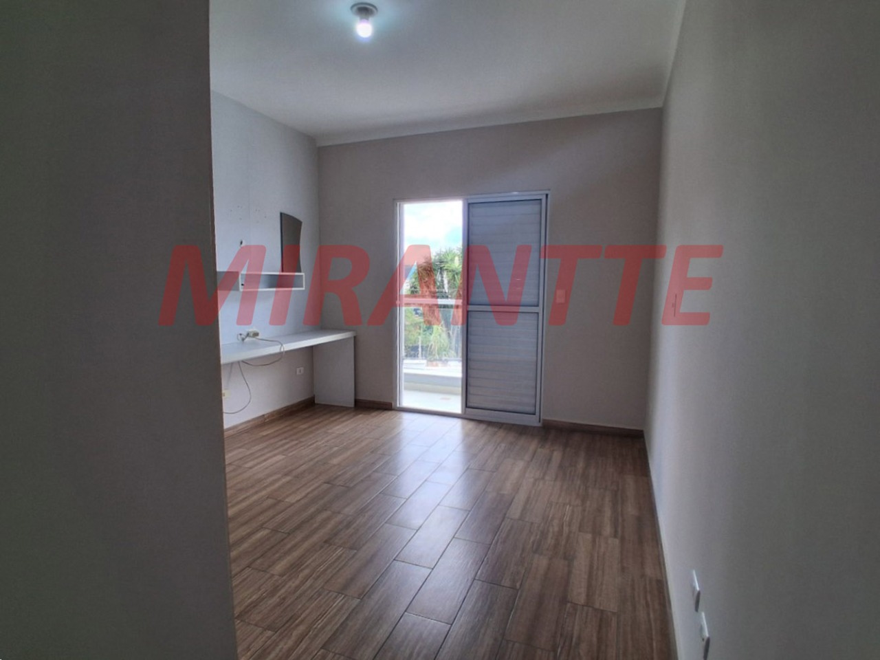 Sobrado de 132m² com 3 quartos em Parque Vitoria
