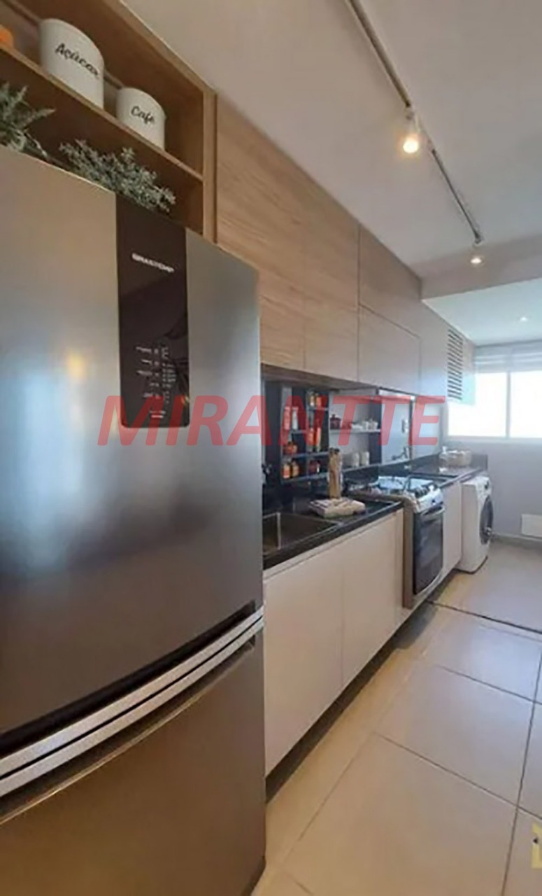 Apartamento de 67.33m² com 3 quartos em Chora Menino