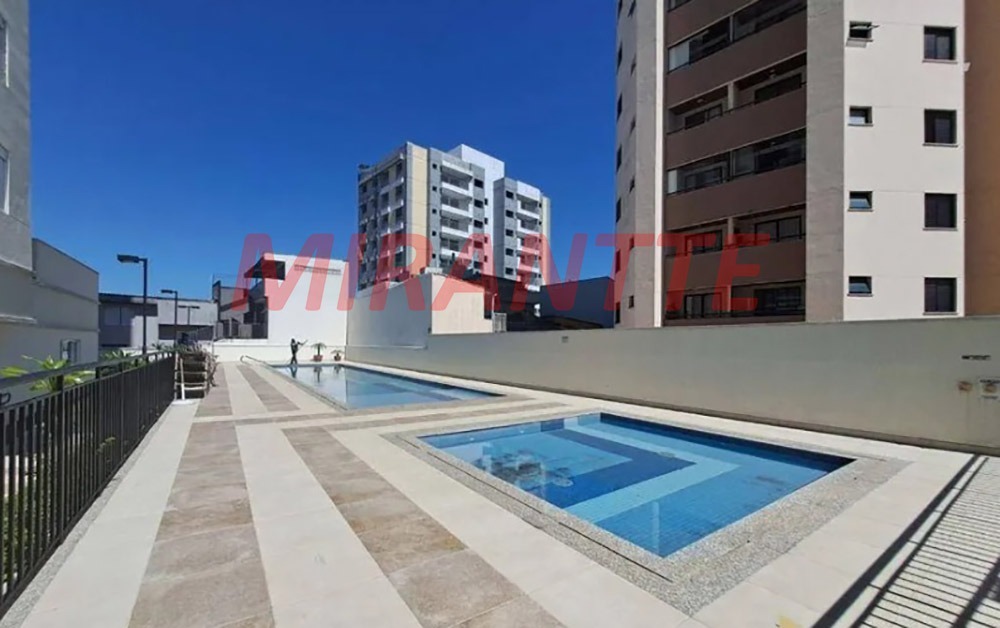 Apartamento de 67.33m² com 3 quartos em Chora Menino