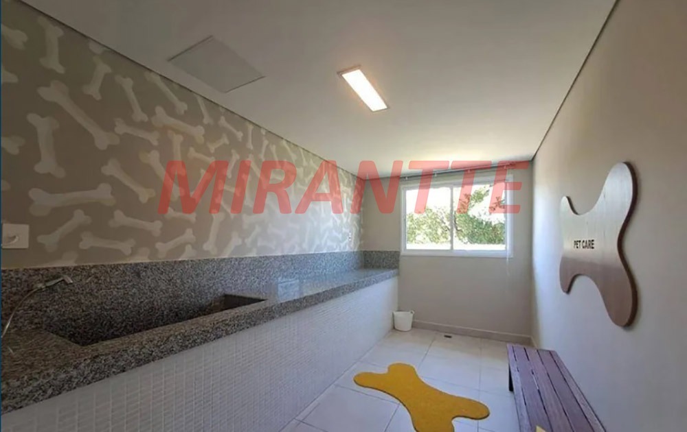 Apartamento de 67.33m² com 3 quartos em Chora Menino
