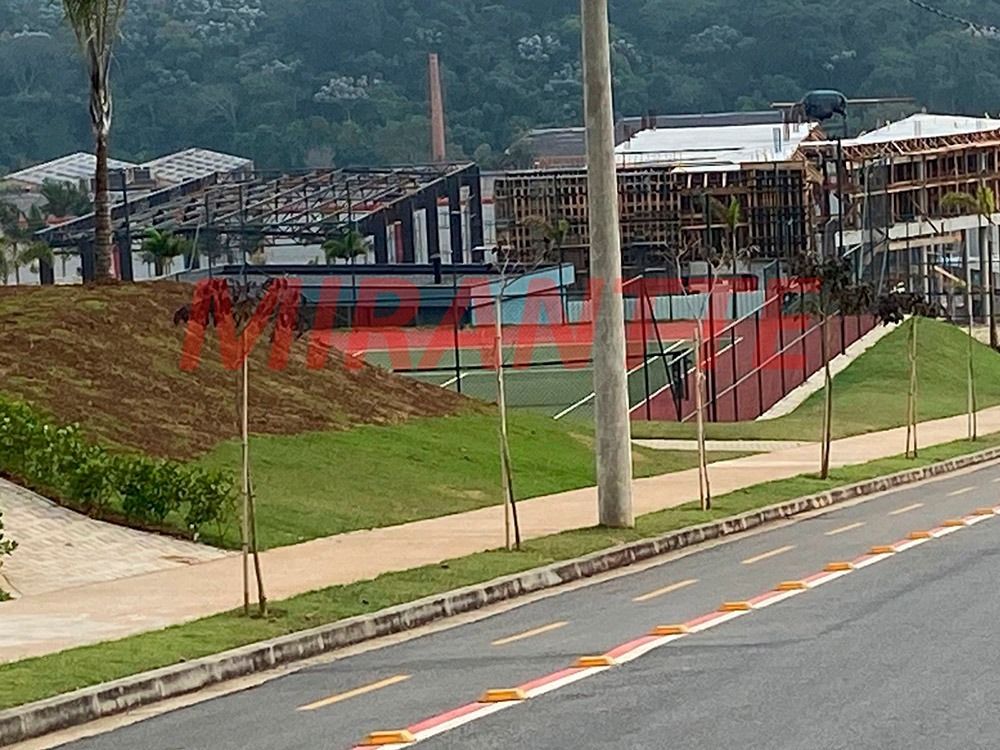 Terreno de 0m² em Residencial Paradise II
