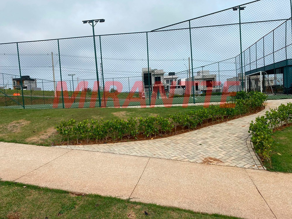 Terreno de 0m² em Residencial Paradise II