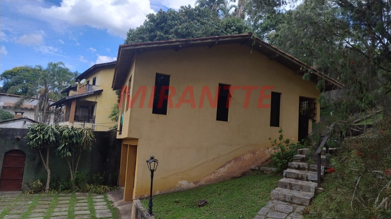 Casa terrea de 145.86m² com 3 quartos em Serra da Cantareira