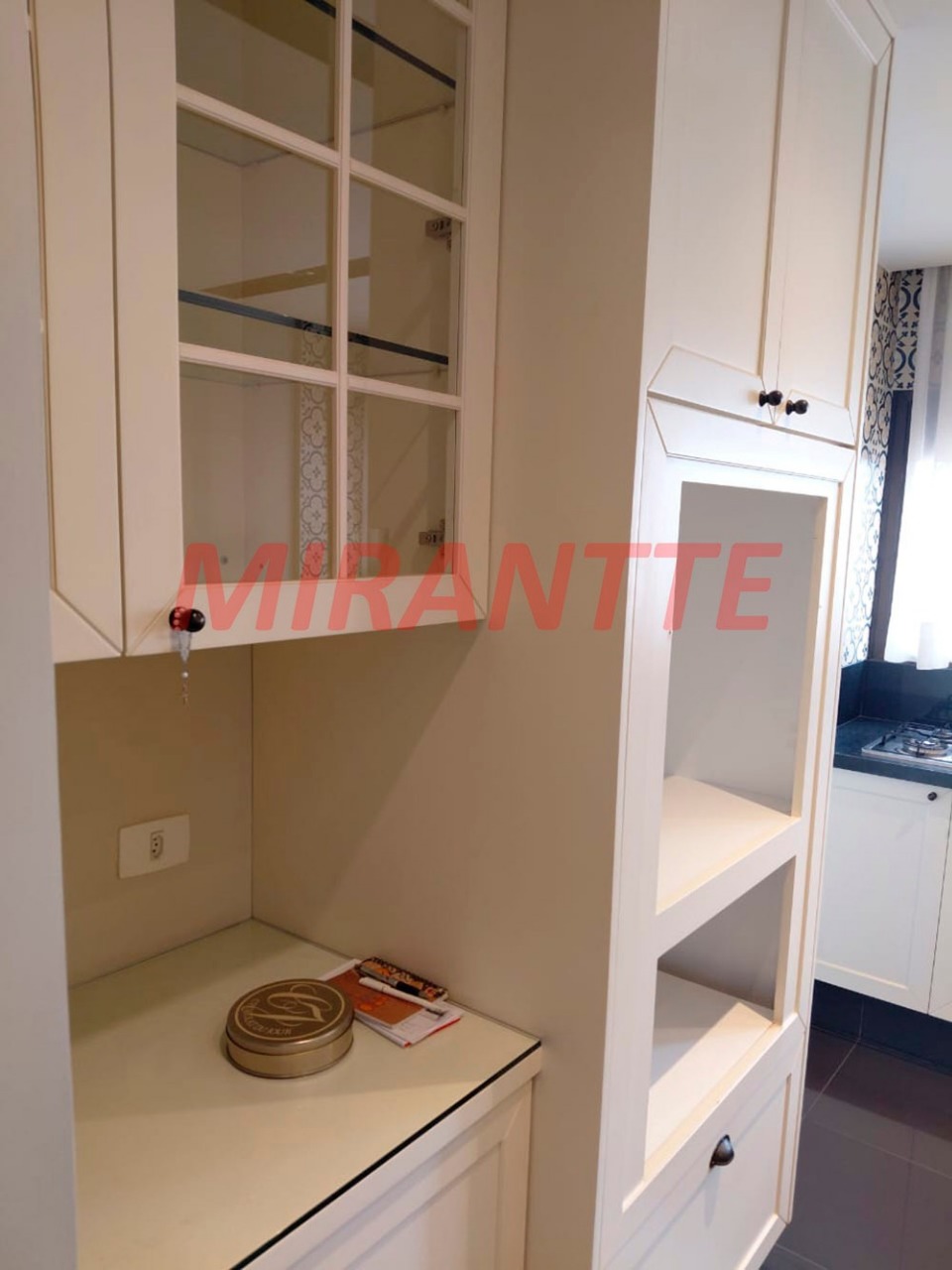 Apartamento de 198m² com 3 quartos em Água Fria