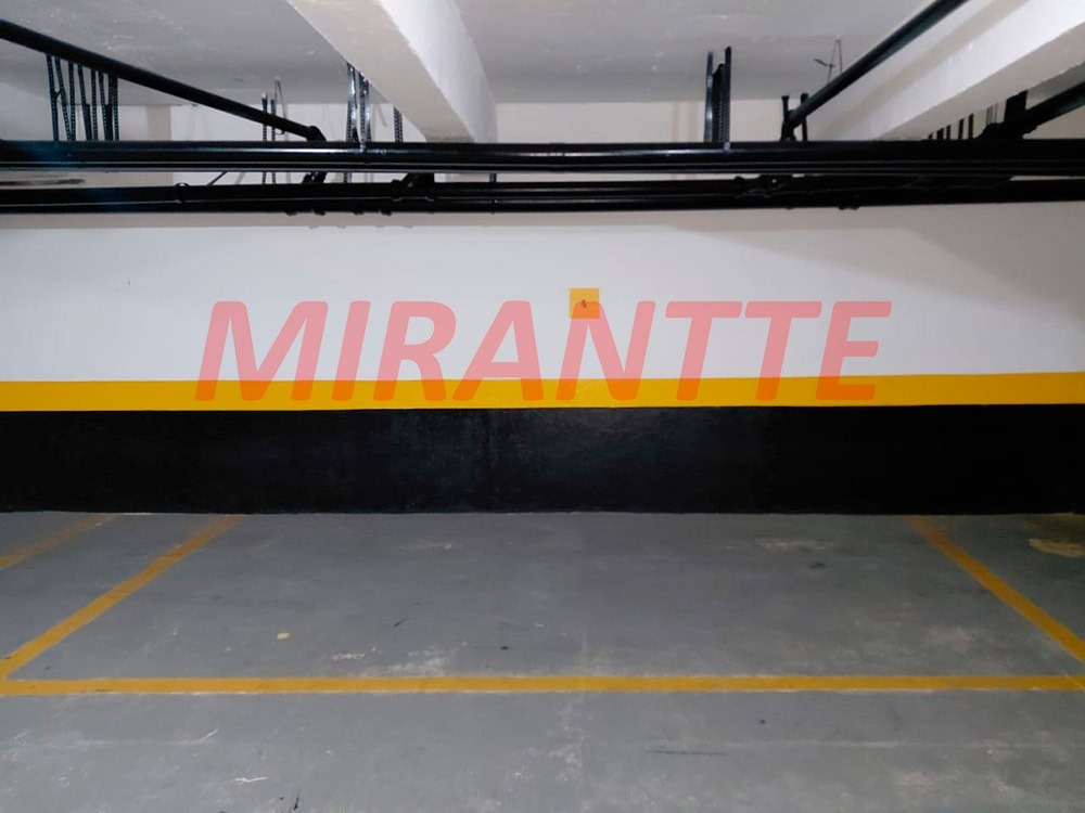 Apartamento de 198m² com 3 quartos em Água Fria