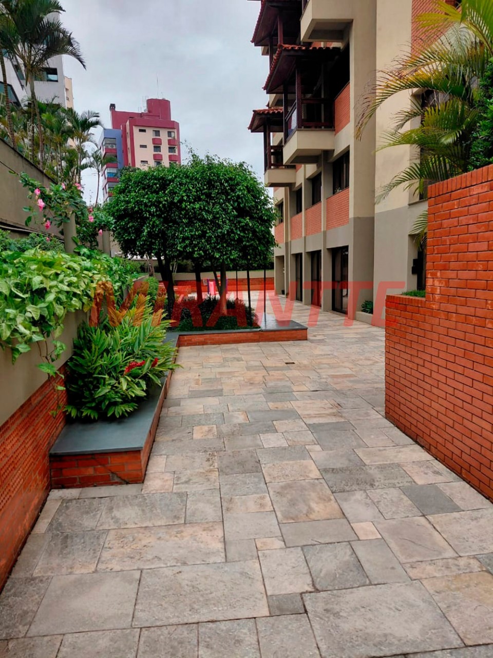 Apartamento de 198m² com 3 quartos em Água Fria