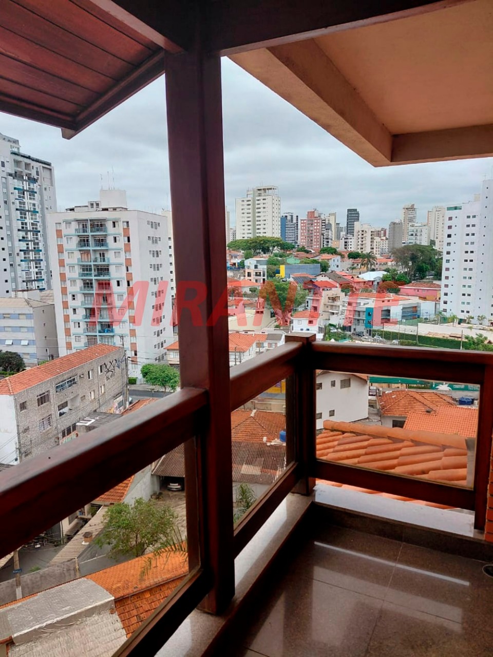 Apartamento de 198m² com 3 quartos em Água Fria