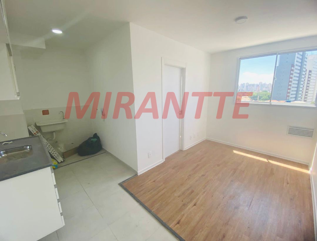 Apartamento de 34m² com 2 quartos em Cambuci