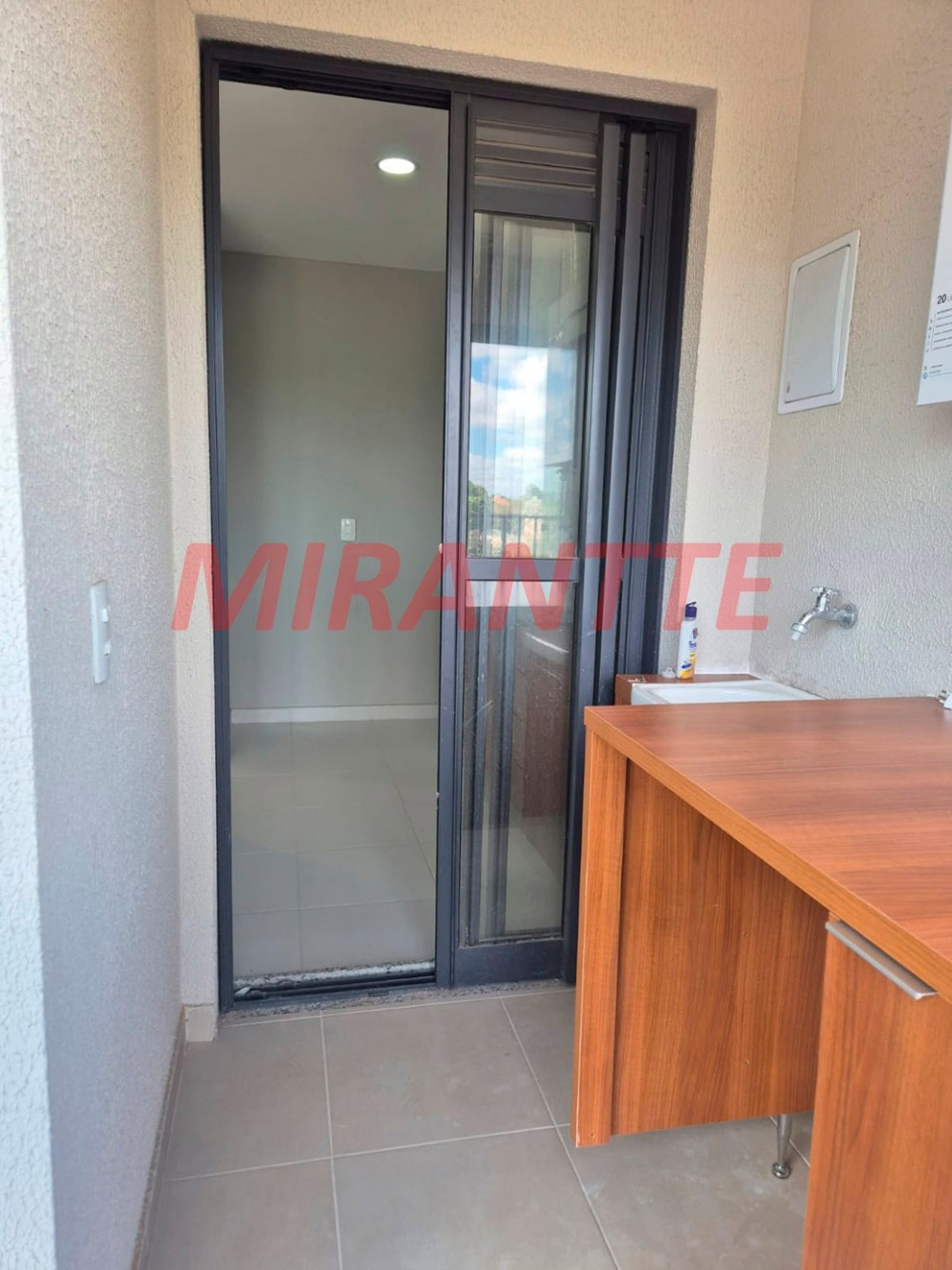 Apartamento de 67m² com 3 quartos em Vila Anastacio