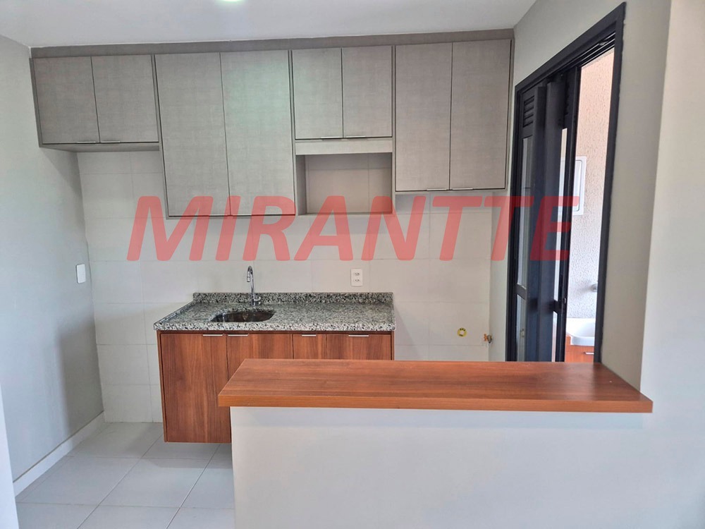 Apartamento de 67m² com 3 quartos em Vila Anastacio