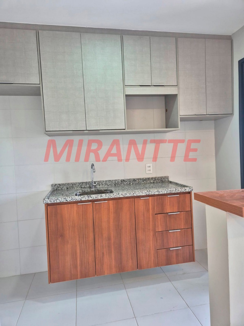 Apartamento de 67m² com 3 quartos em Vila Anastacio