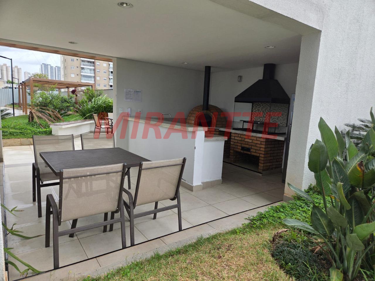 Apartamento de 56m² com 2 quartos em Vila Rosália