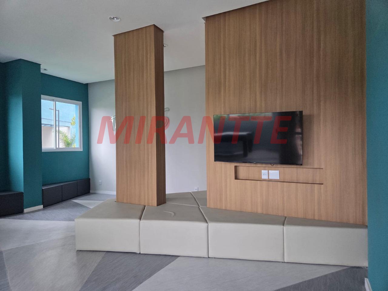 Apartamento de 56m² com 2 quartos em Vila Rosália