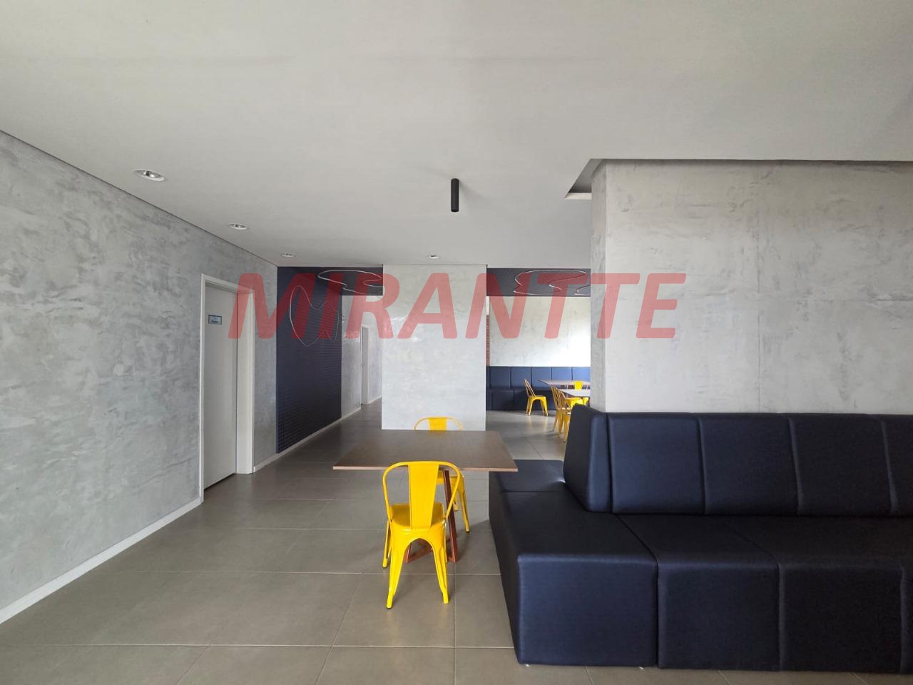 Apartamento de 56m² com 2 quartos em Vila Rosália