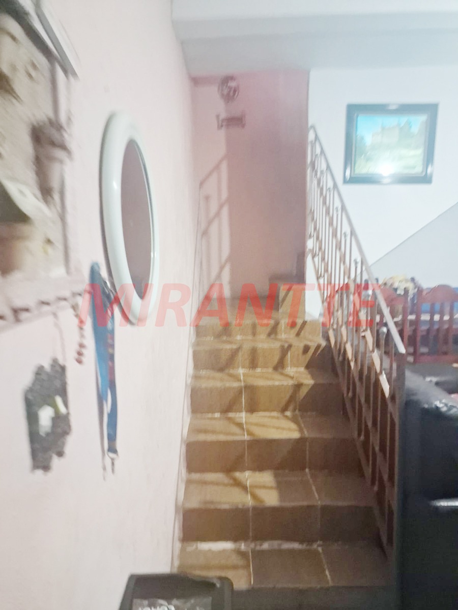 Sobrado de 111m² com 4 quartos em Jardim Ataliba Leonel