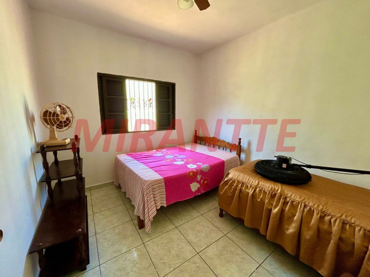 Casa terrea de 180m² com 3 quartos em Jardim Marcia