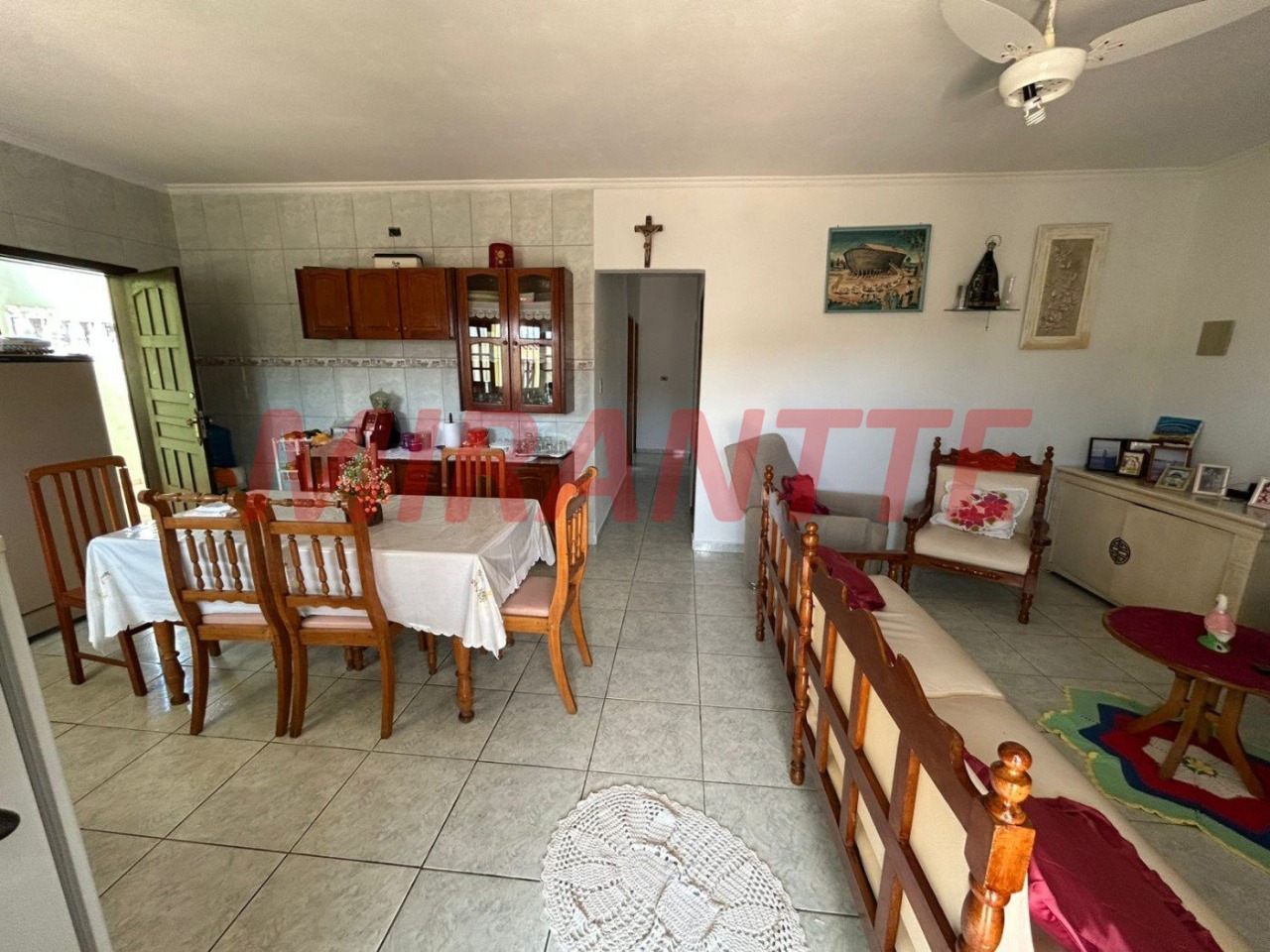 Casa terrea de 180m² com 3 quartos em Jardim Marcia