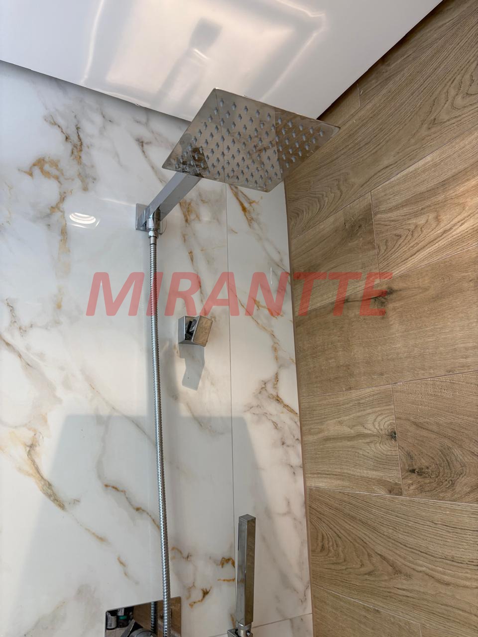 Apartamento de 90m² com 3 quartos em Santana
