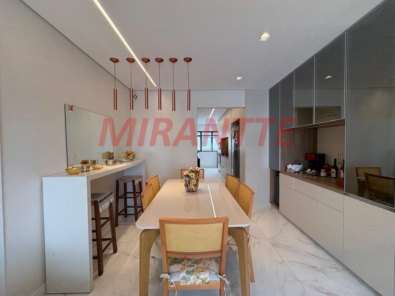 Apartamento de 90m² com 3 quartos em Santana