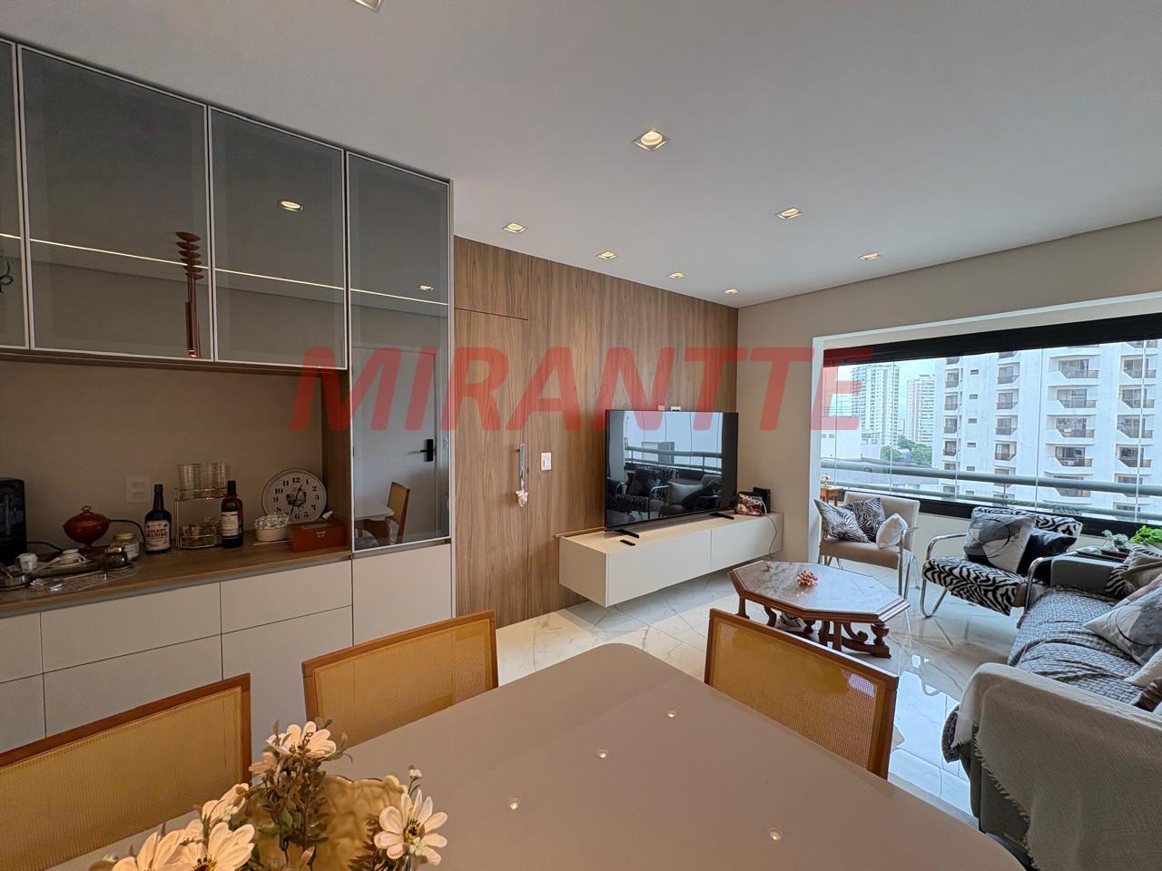 Apartamento de 90m² com 3 quartos em Santana