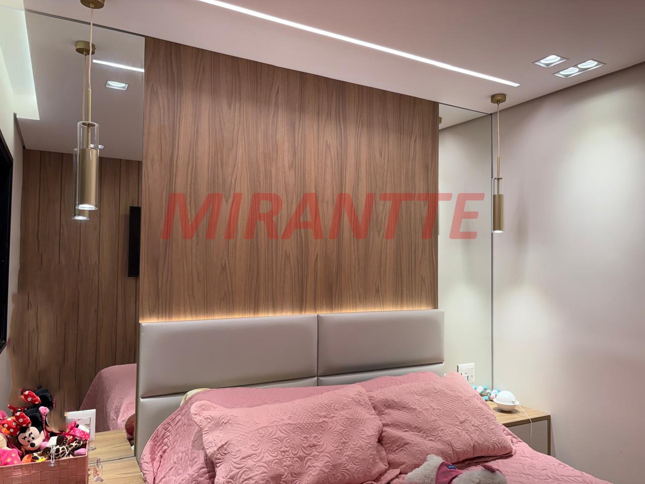 Apartamento de 90m² com 3 quartos em Santana