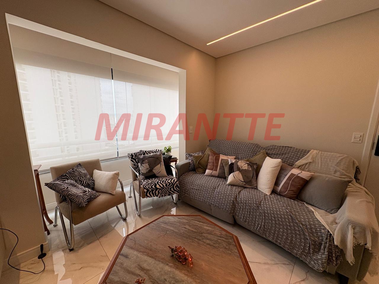 Apartamento de 90m² com 3 quartos em Santana