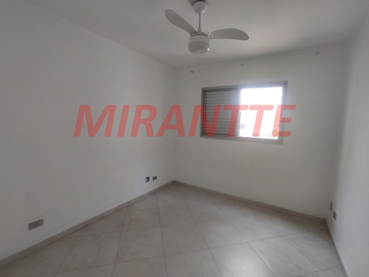 Apartamento de 72m² com 3 quartos em Santana