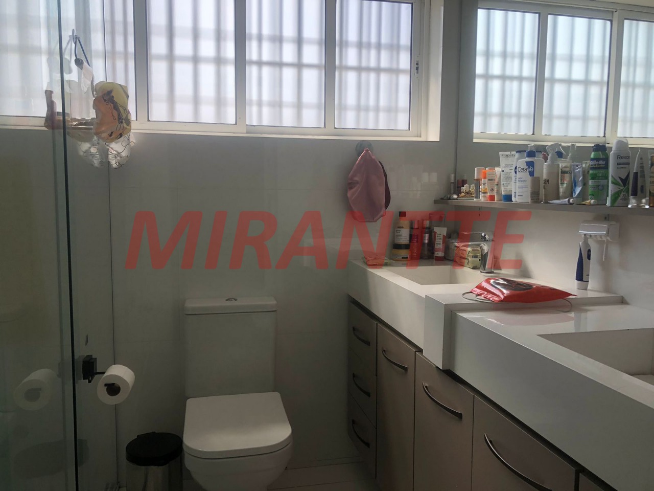 Sobrado de 215m² com 3 quartos em Vila Ede