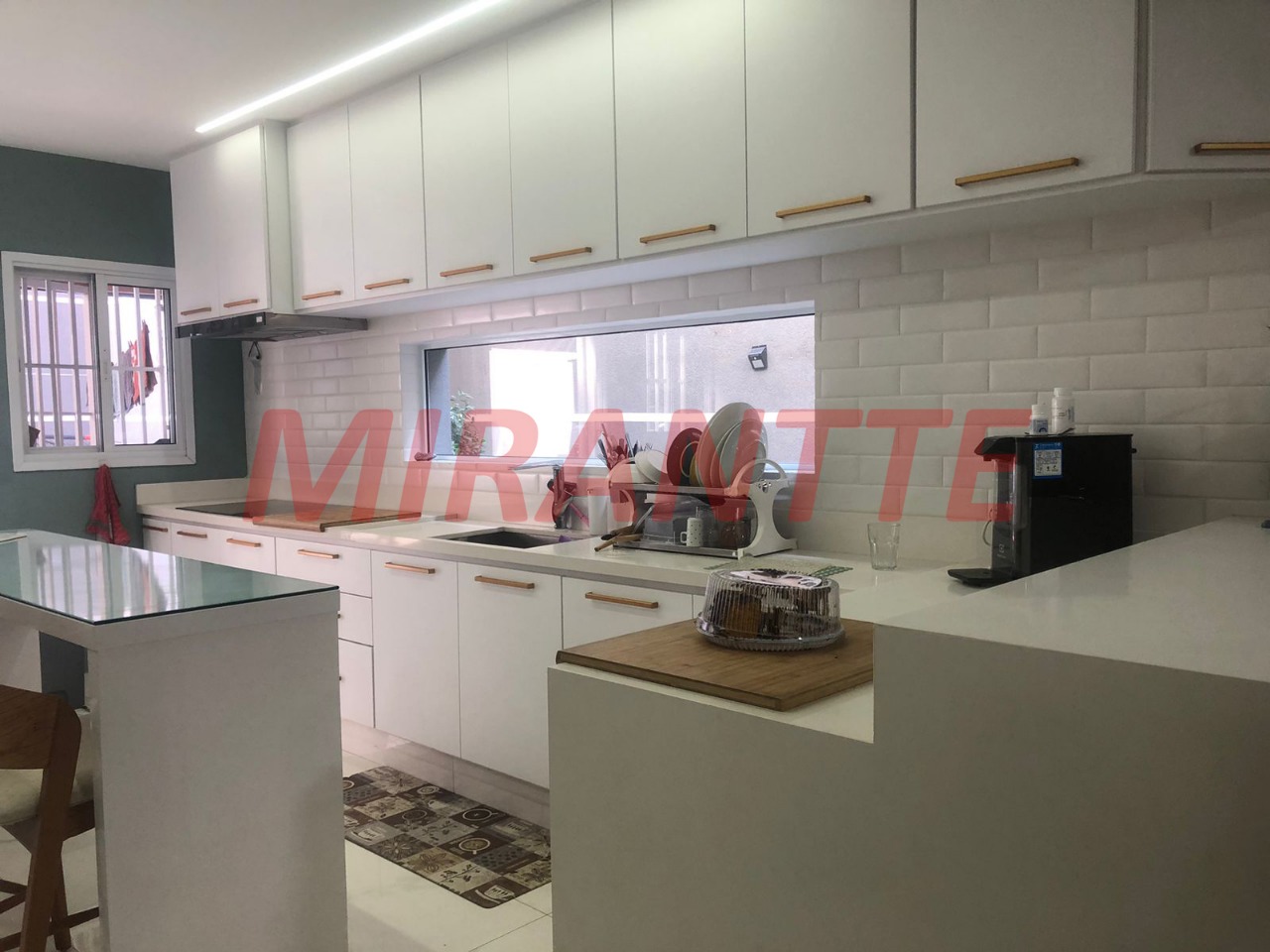 Sobrado de 215m² com 3 quartos em Vila Ede