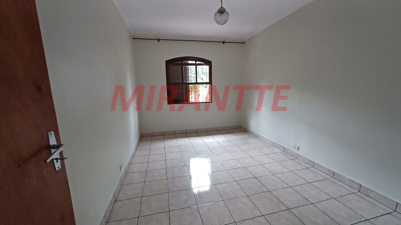 Sobrado de 270m² com 5 quartos em Jardim Jaçanã
